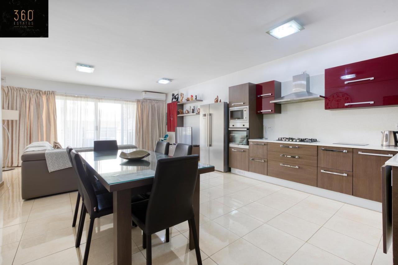 Charming Home Meters From The Seafront With Terrace By 360 Estates San Pawl il-Baħar Eksteriør billede